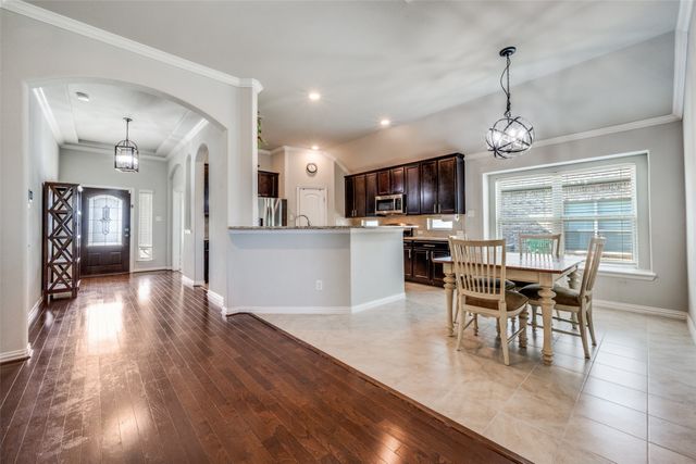 1913 Pavilion Lane, Denton, TX 76210