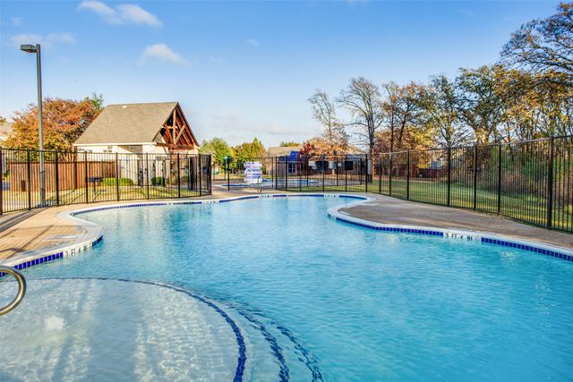 1913 Pavilion Lane, Denton, TX 76210