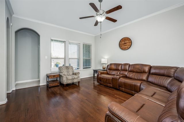 1913 Pavilion Lane, Denton, TX 76210