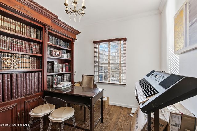 17 Treeside Lane, Lakewood, NJ 08701