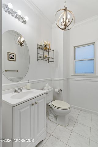 17 Treeside Lane, Lakewood, NJ 08701