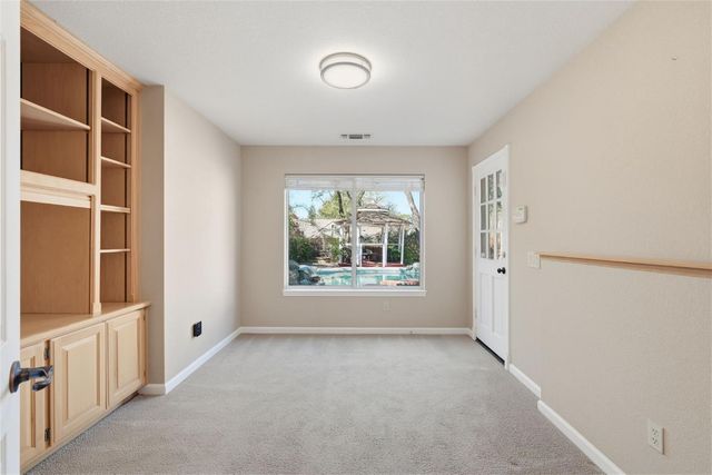 8520 Quail Oaks Dr, Granite Bay, CA 95746