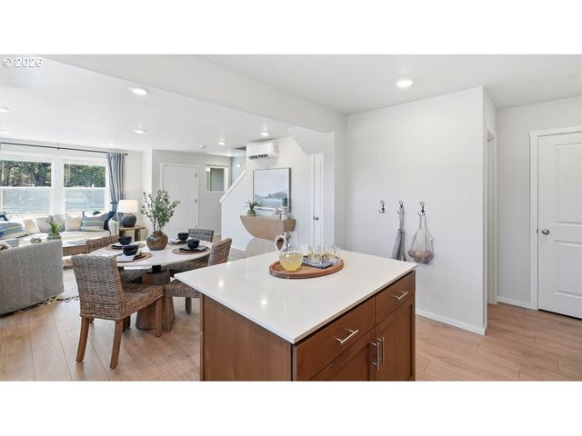 6202 Se Lusted Rd, Gresham, OR 97080