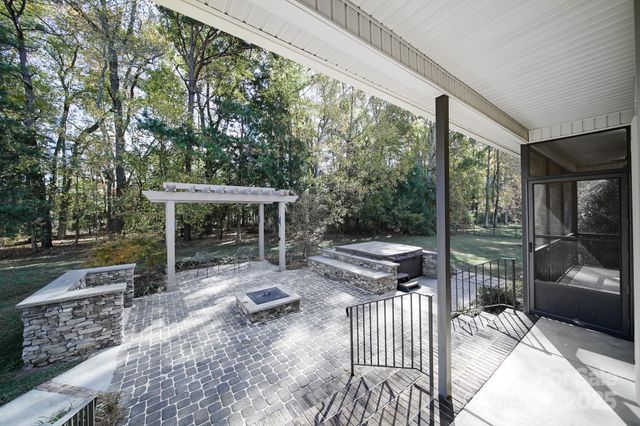 745 Creekbridge Drive, Rock Hill, SC 29732