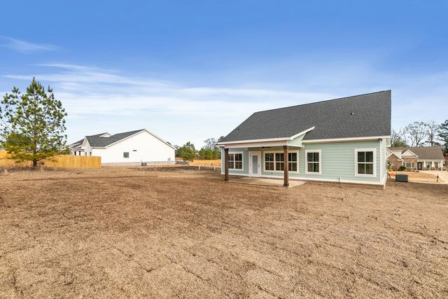 237 Weeping Willow Trail, Headland, AL 36345