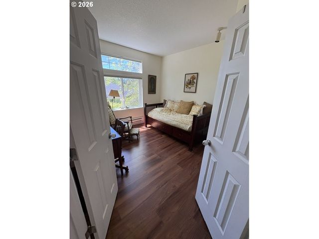 14721 Sw BEARD Rd 101, Beaverton, OR 97007