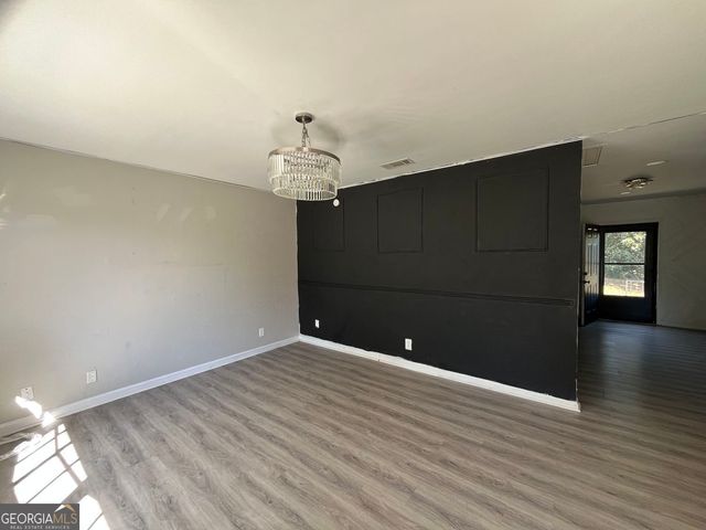 4090 W Oak Drive, Macon, GA 31210