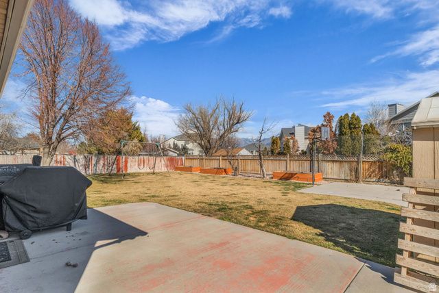 12433 S HARVEST AVE, Riverton, UT 84065