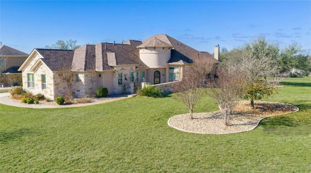 120 Applewood DR, Driftwood, TX 78619