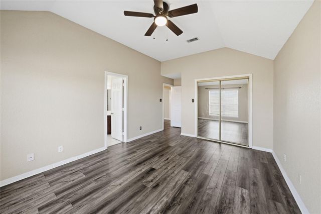 1822 28th Avenue N, Texas City, TX 77590