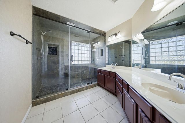 1822 28th Avenue N, Texas City, TX 77590