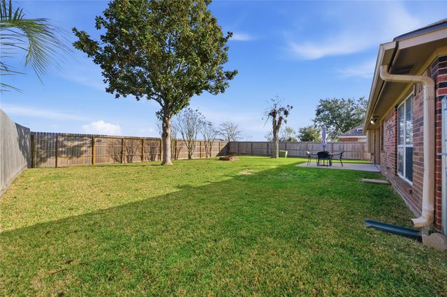 1822 28th Avenue N, Texas City, TX 77590