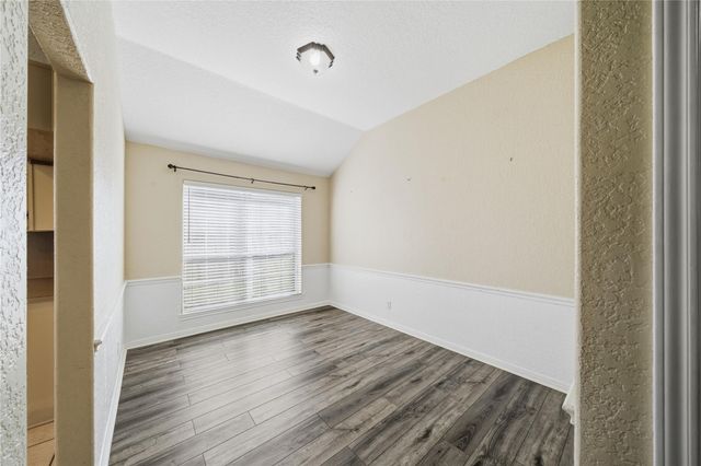 1822 28th Avenue N, Texas City, TX 77590