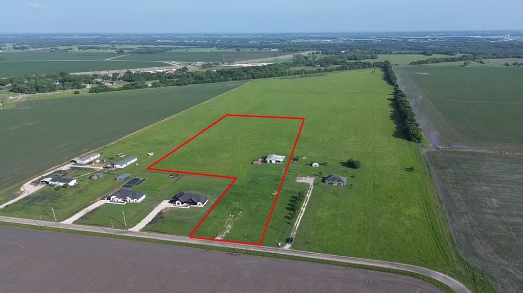 TBD 11 AC BARN Trumbull Road, Ferris, TX 75125