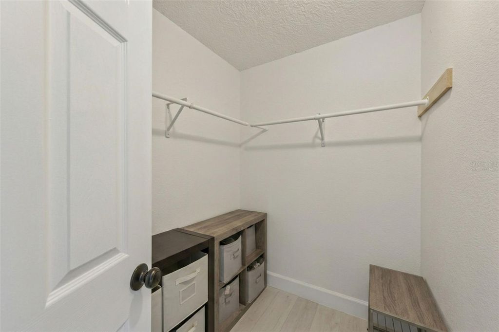 Image 14 of property listing at 1448 ROYAL TERRACE, Deltona, FL 32738