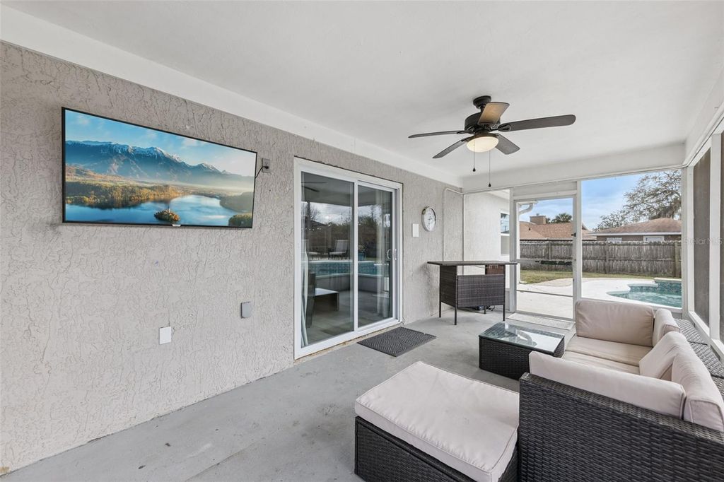 Image 19 of property listing at 1448 ROYAL TERRACE, Deltona, FL 32738