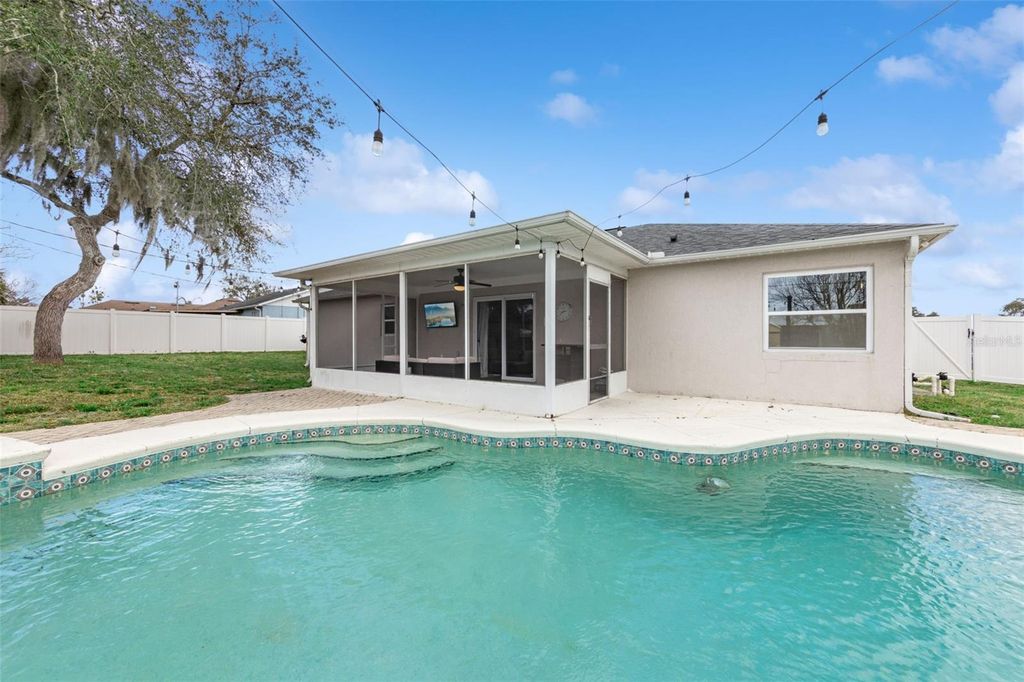 Image 23 of property listing at 1448 ROYAL TERRACE, Deltona, FL 32738