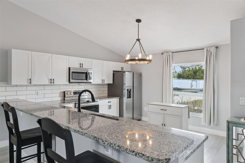 Image 8 of property listing at 1448 ROYAL TERRACE, Deltona, FL 32738