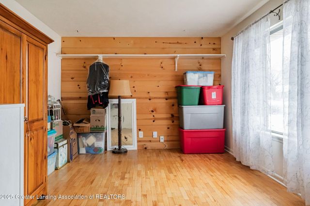 810 Clark Road, Lansing, MI 48917