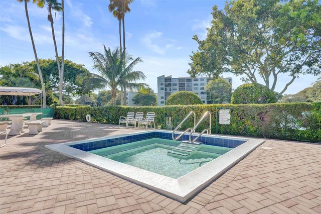2221 Cypress Island Dr 501, Pompano Beach, FL 33069