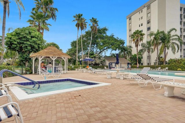 2221 Cypress Island Dr 501, Pompano Beach, FL 33069