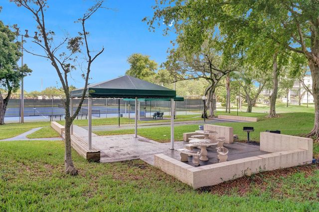 2221 Cypress Island Dr 501, Pompano Beach, FL 33069