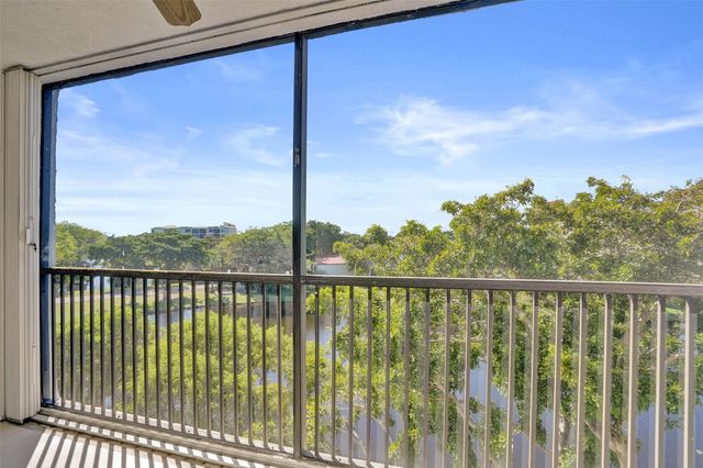 2221 Cypress Island Dr 501, Pompano Beach, FL 33069