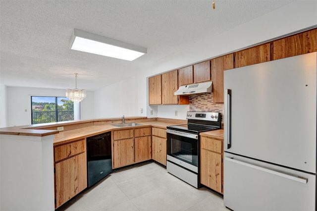 2221 Cypress Island Dr 501, Pompano Beach, FL 33069