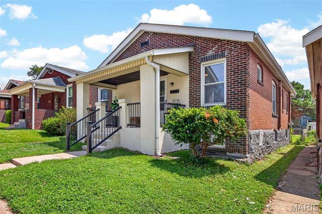 4466 Ellenwood Avenue, St Louis, MO 63116