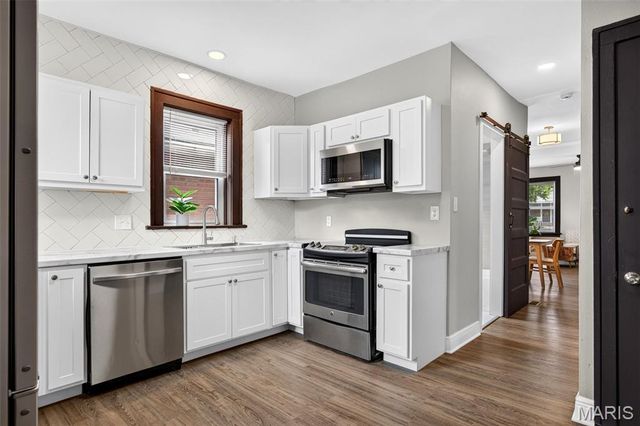 4466 Ellenwood Avenue, St Louis, MO 63116