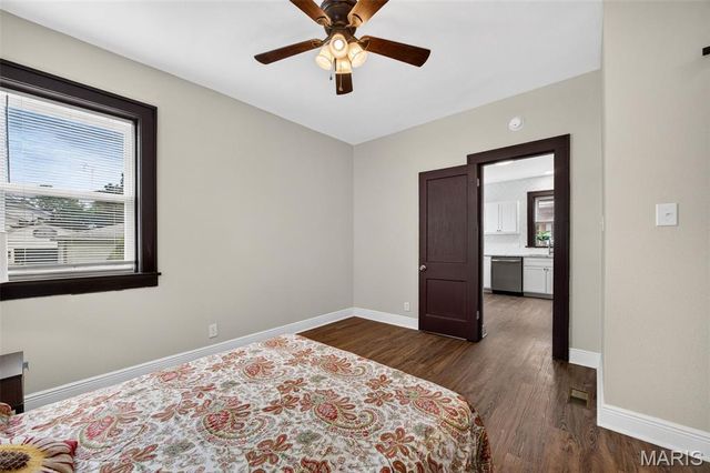 4466 Ellenwood Avenue, St Louis, MO 63116