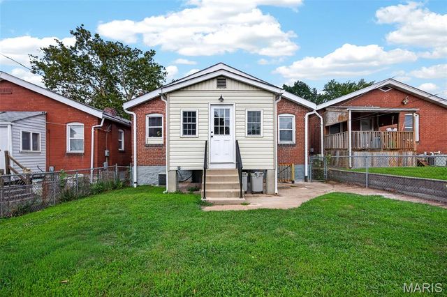 4466 Ellenwood Avenue, St Louis, MO 63116