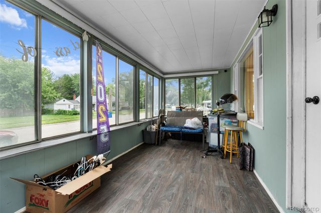 22355 Curie Avenue, Warren, MI 48091