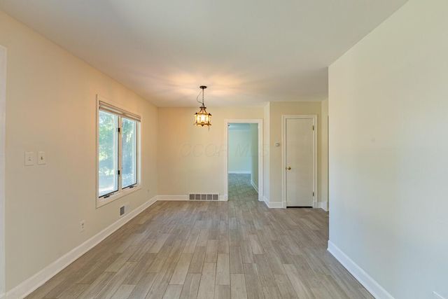 3444 Sunningdale Way, Columbus, OH 43221