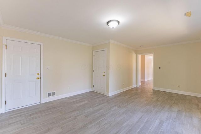 3444 Sunningdale Way, Columbus, OH 43221