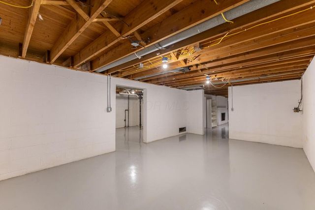 3444 Sunningdale Way, Columbus, OH 43221