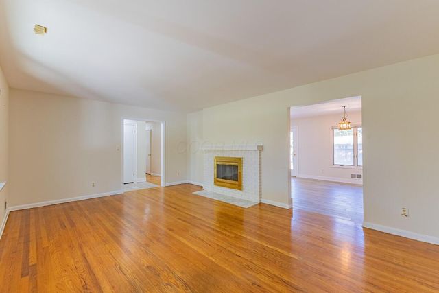 3444 Sunningdale Way, Columbus, OH 43221