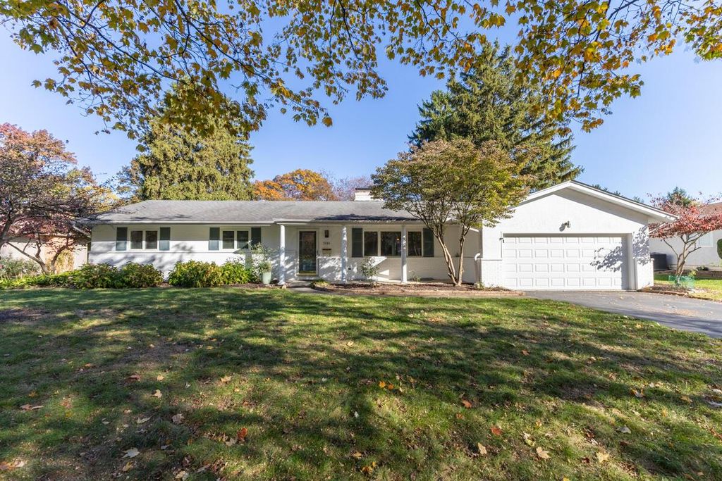 3444 Sunningdale Way, Columbus, OH 43221