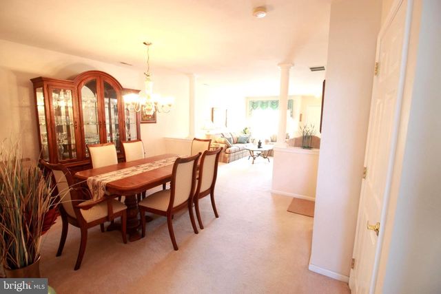 30 LEIGHTON DR, Mount Laurel, NJ 08054