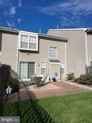 30 LEIGHTON DR, Mount Laurel, NJ 08054