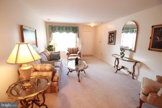 30 LEIGHTON DR, Mount Laurel, NJ 08054