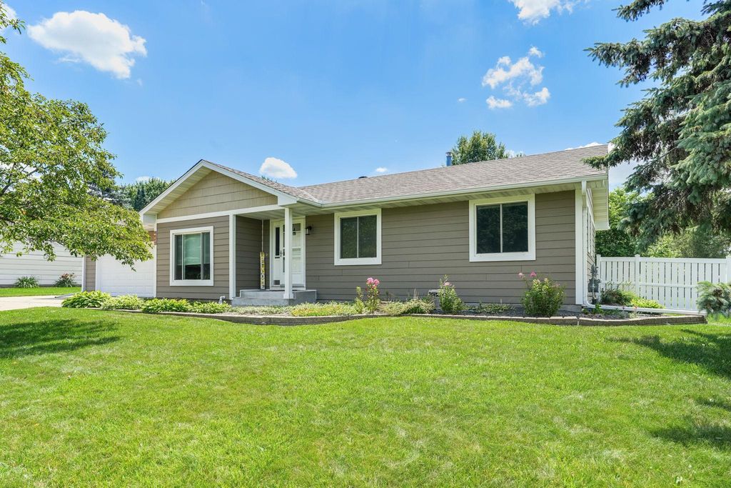 1996 Chipmunk Court, Eagan, MN 55122
