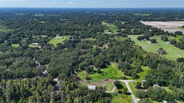RED HAWK LANE, Plant City, FL 33565