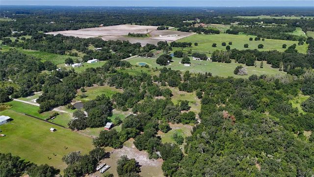 RED HAWK LANE, Plant City, FL 33565