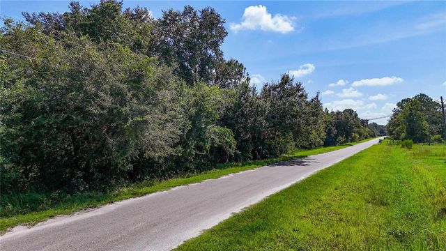 RED HAWK LANE, Plant City, FL 33565