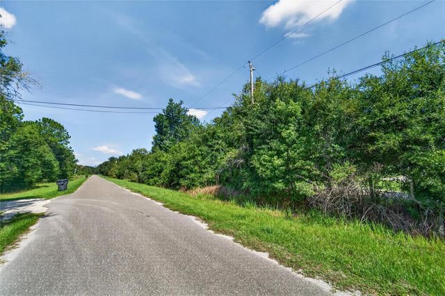 RED HAWK LANE, Plant City, FL 33565