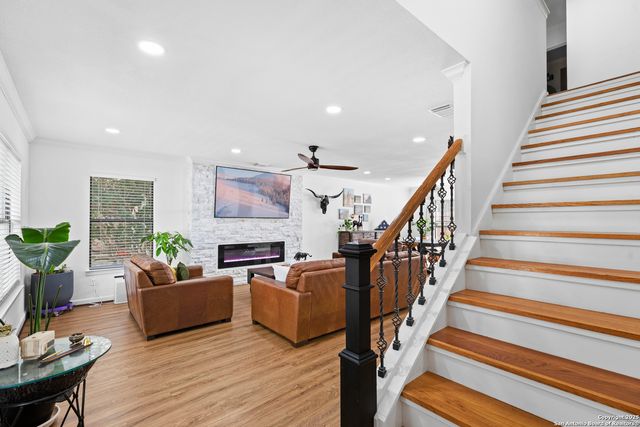 13423 Forum, Universal City, TX 78148