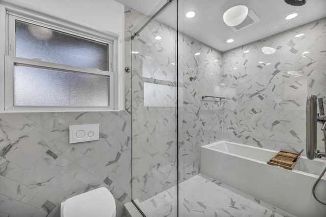 2805 Silverway DR, Austin, TX 78757