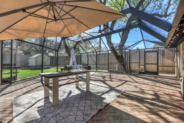 2805 Silverway DR, Austin, TX 78757