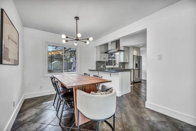 2805 Silverway DR, Austin, TX 78757